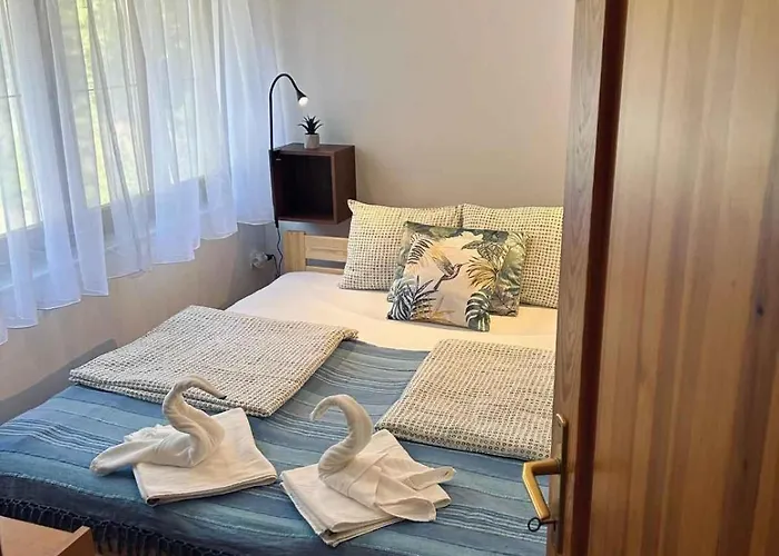 In 51781 بيت للعطل بالاتونفينيفيس