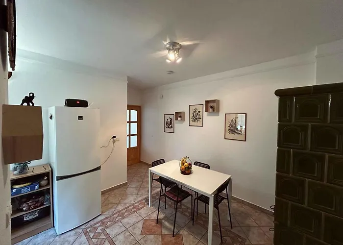 In 51781 بيت للعطل بالاتونفينيفيس